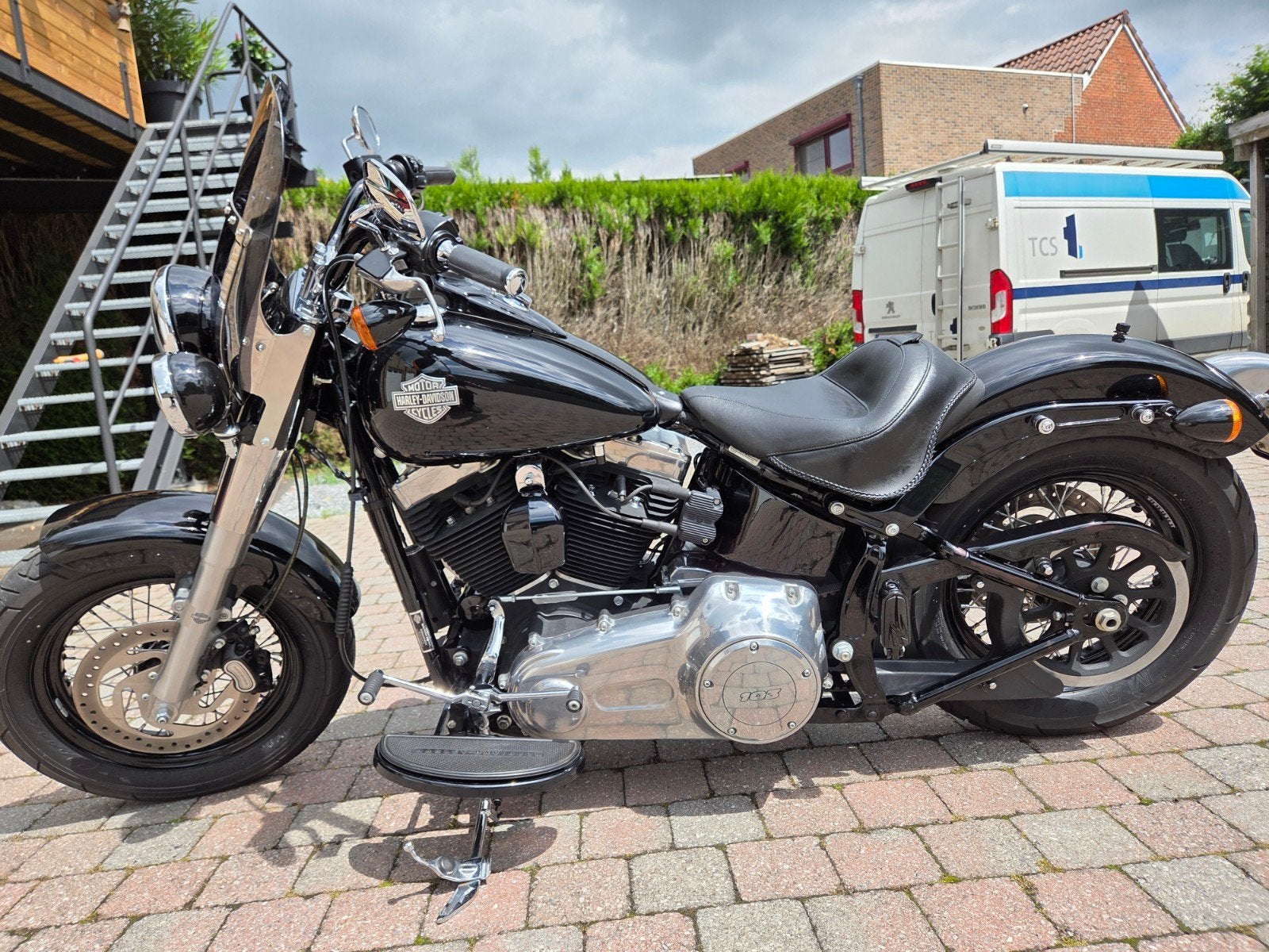 Harley Davidson Softail slim, Particulier
