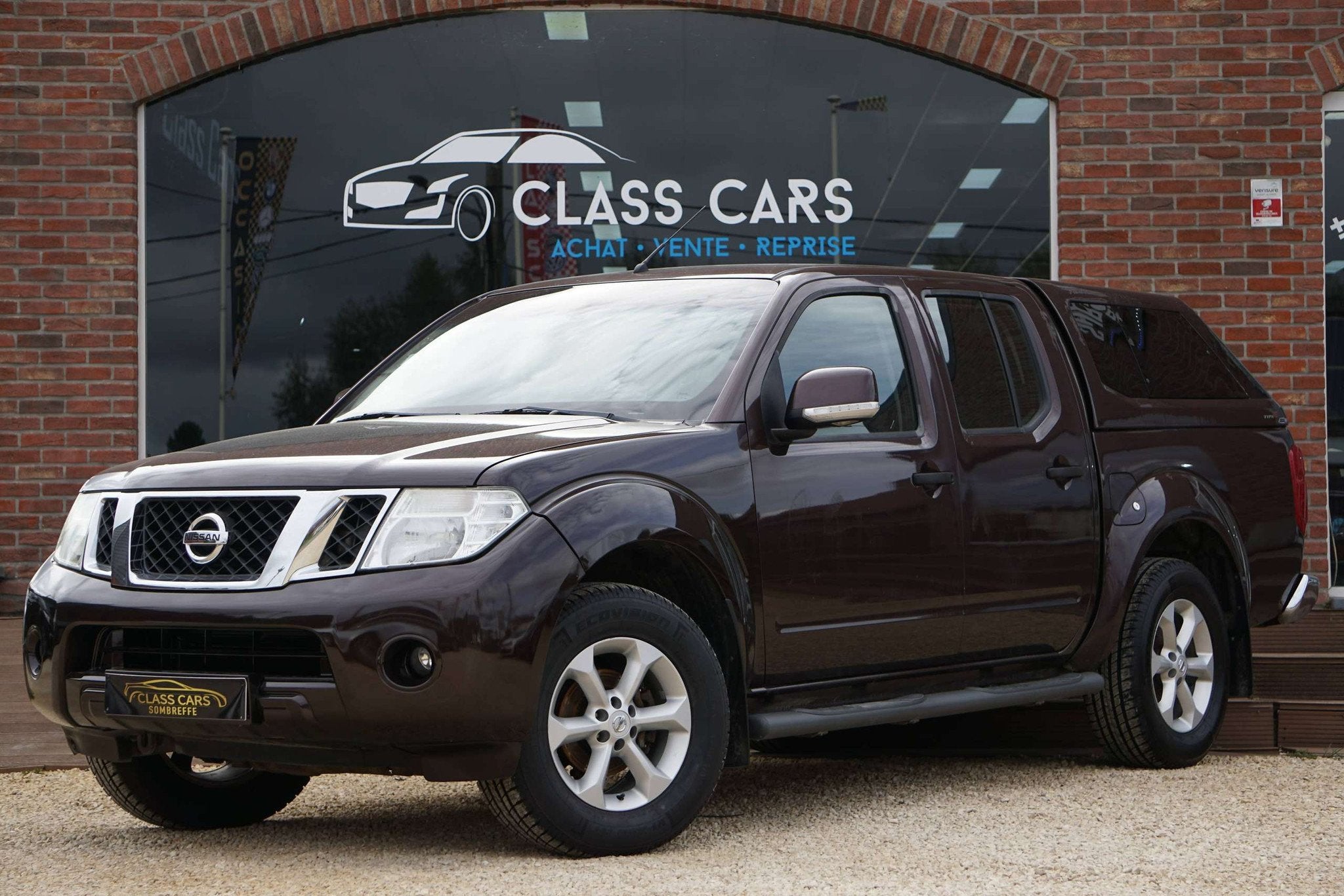 Nissan Navara 2.5 dCi 4x4 NAVI-CAMERA UTILITAIRE, Autos, Achat, 4 portes, Entreprise, Boîte manuelle