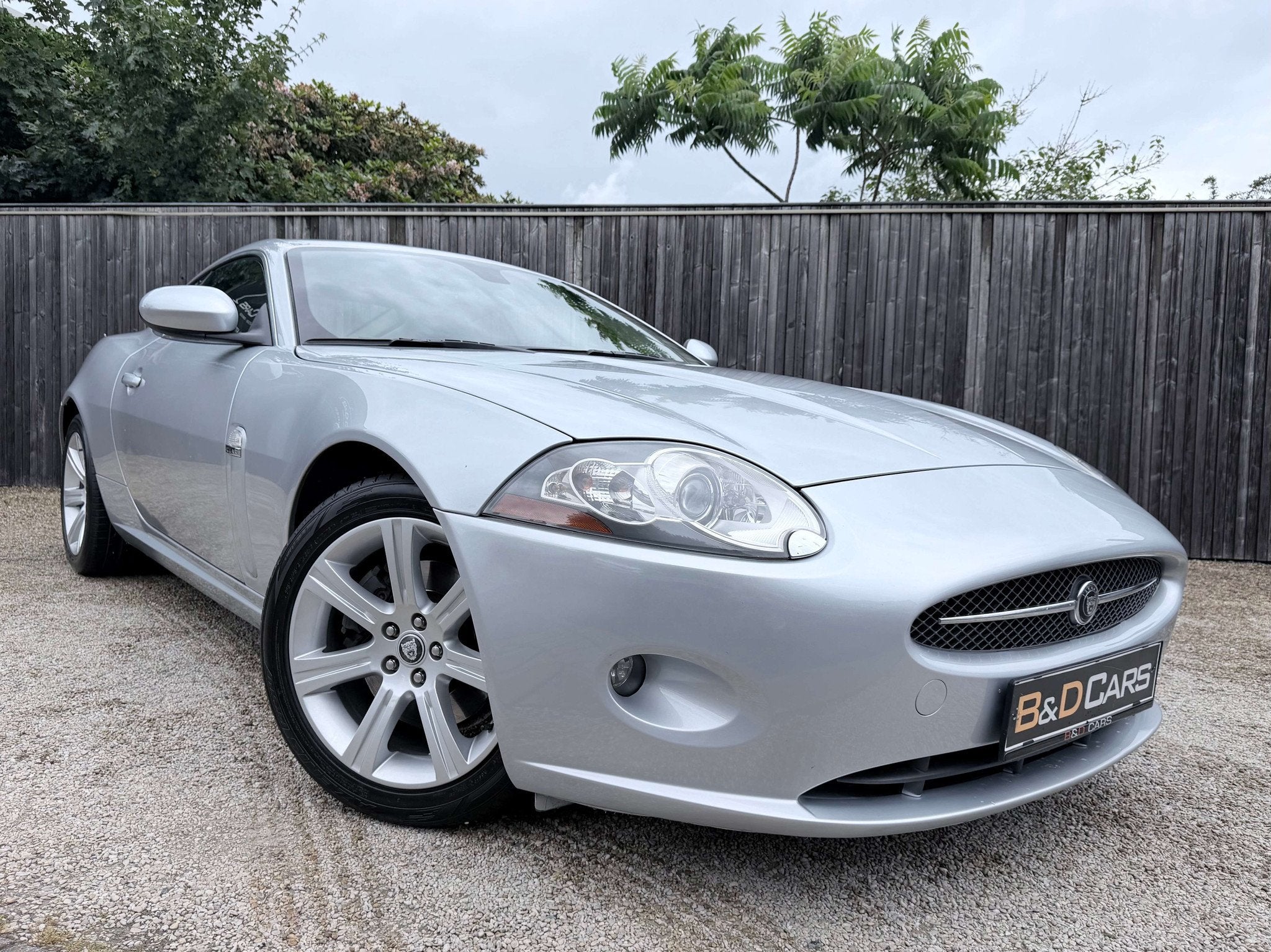 Jaguar XK XK Coupé 4.2i V8 (automatique), Autos, Jaguar, Achat, Entreprise, https://public.car-pass.be/vhr/7248002b-9496-4180-a75d-ea60d399f044
