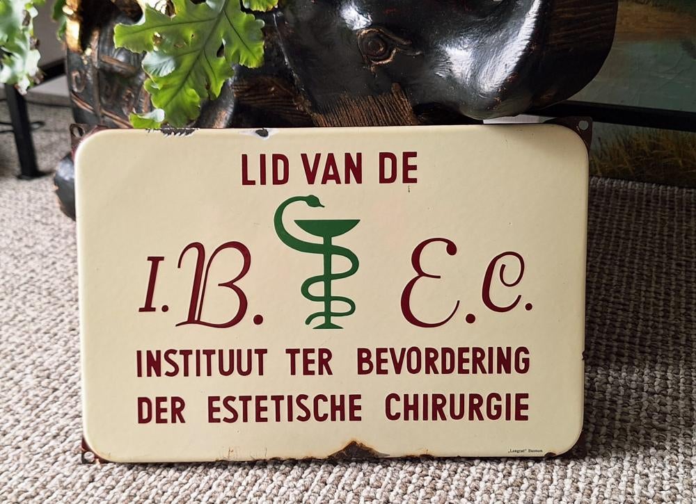 Emaille bord Estetische Chirurgie, Langcat Bussum., Ophalen of Verzenden, Gebruikt, Reclamebord
