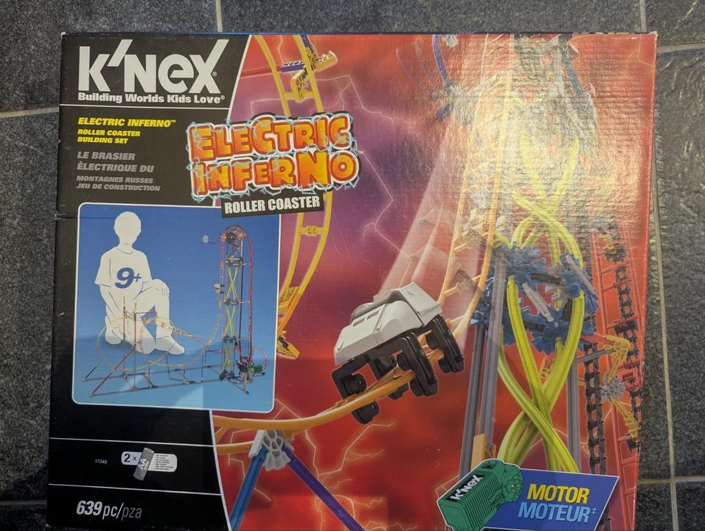 Knex Electric Inferno, Enlèvement, K'nex
