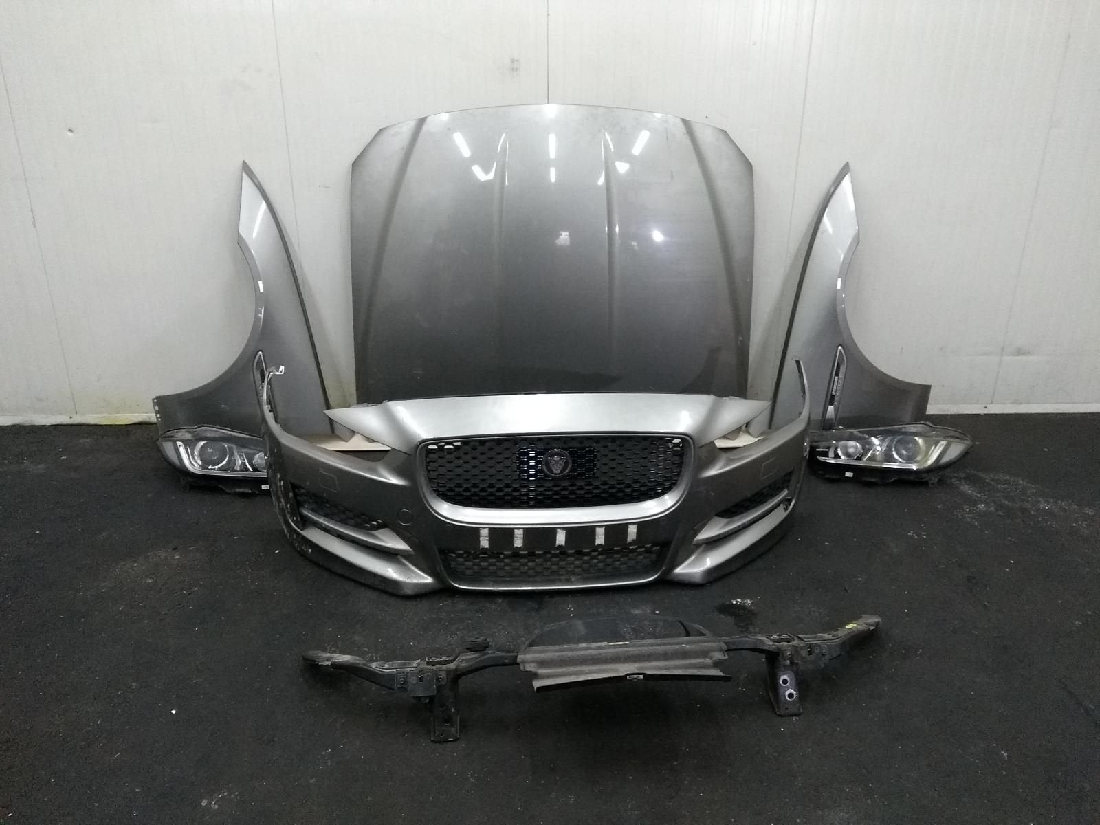 Jaguar XE  Voorkop compleet ( plaatwerk verlichting koelers, Auto-onderdelen, Ophalen, Gebruikt, -, -