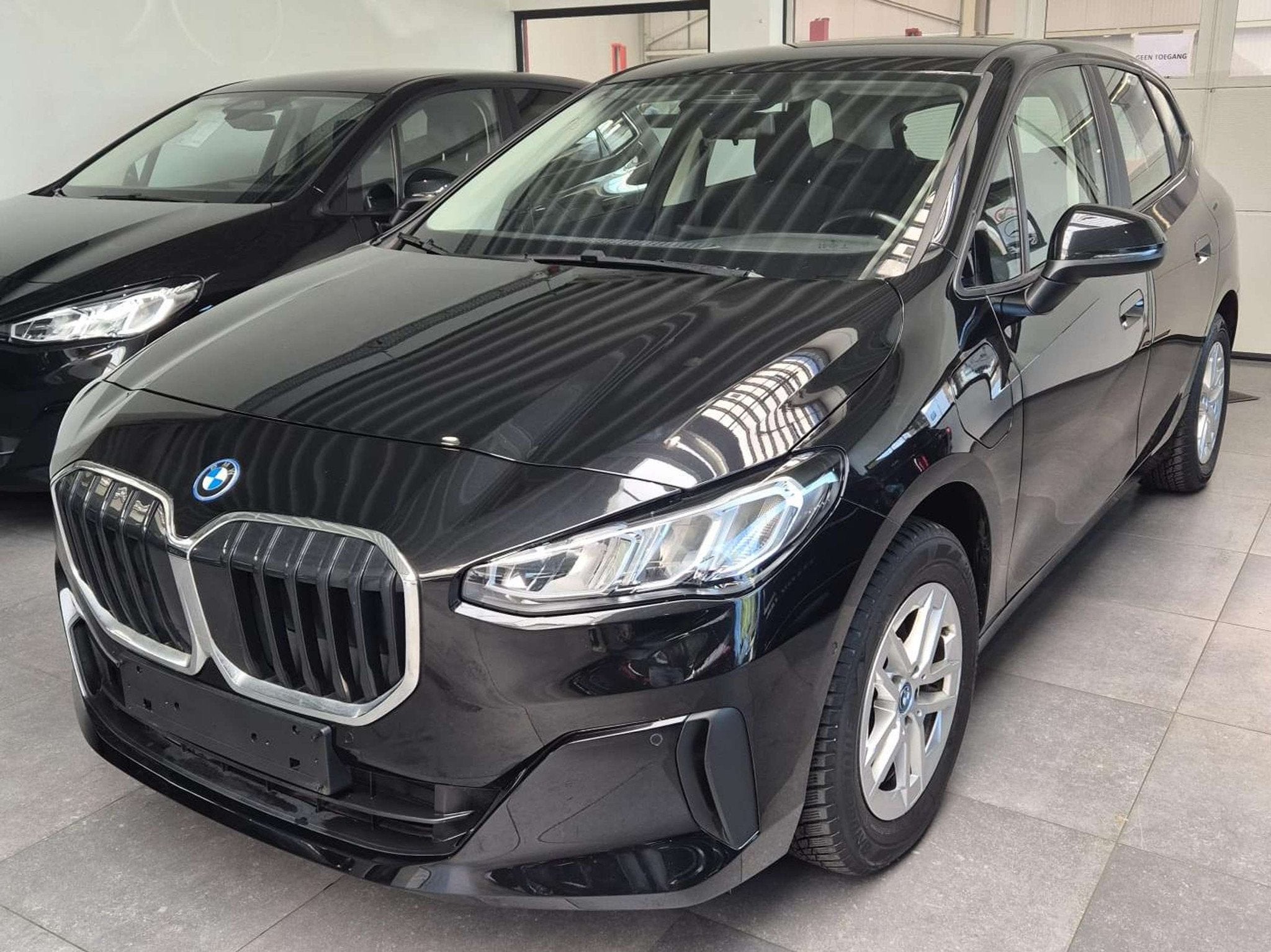 BMW 225 Active Tourer PHEV 225xeA (180 kW), Auto's, BMW, Automaat, 135 pk, Monovolume, Gebruikt