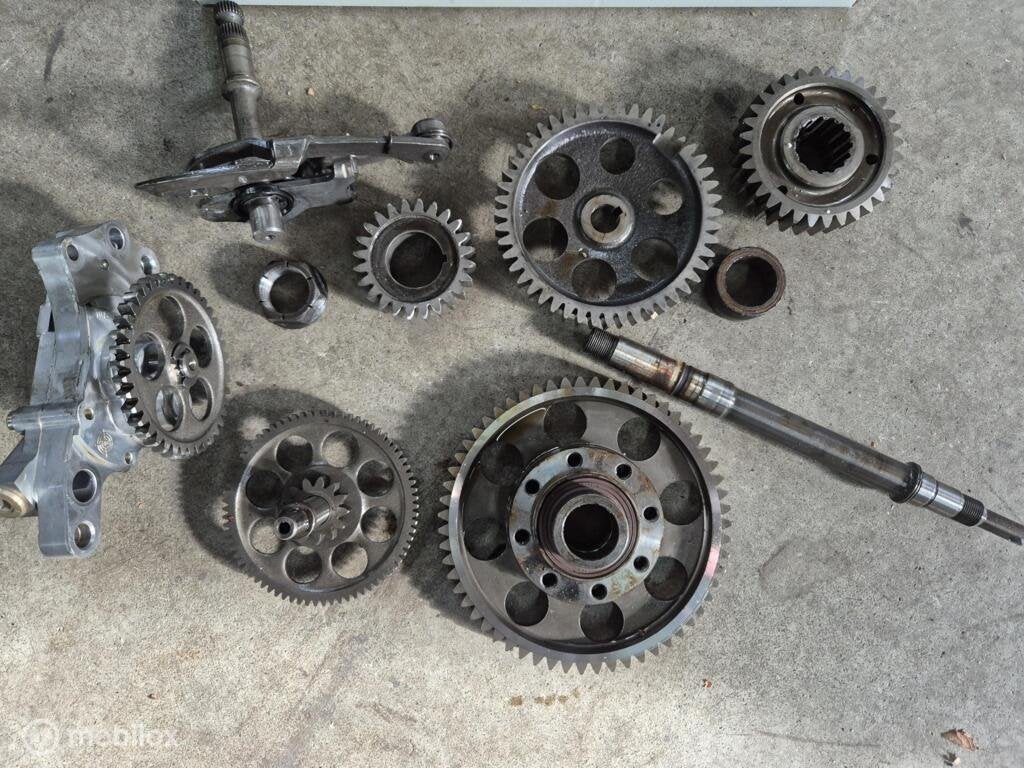 Primaire tandwielen tandwielen as oliepomp 1198, Motoren, Gebruikt, Factorystore.service@ducati.com, Ophalen of Verzenden, Via Antonio Cavalieri Ducati, 74/5, 74/6, 40132 Bologna BO