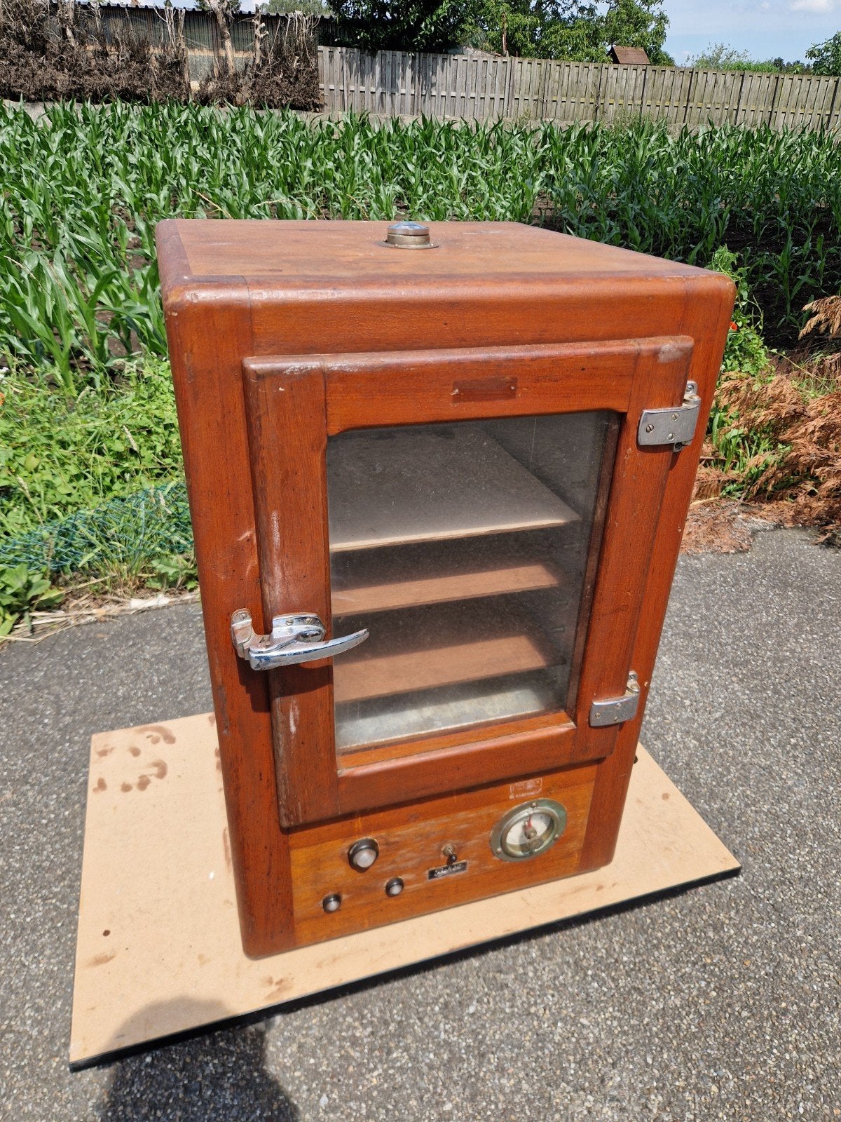 Unieke Humidor, Enlèvement