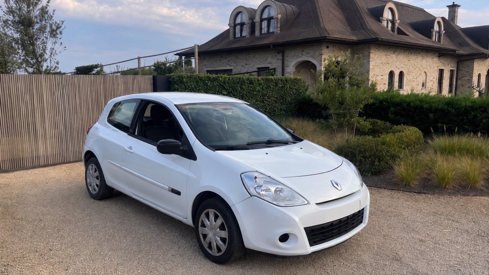 Clio 3 1.2 75cv 20th, Achat, Boîte manuelle, Particulier, 3 portes