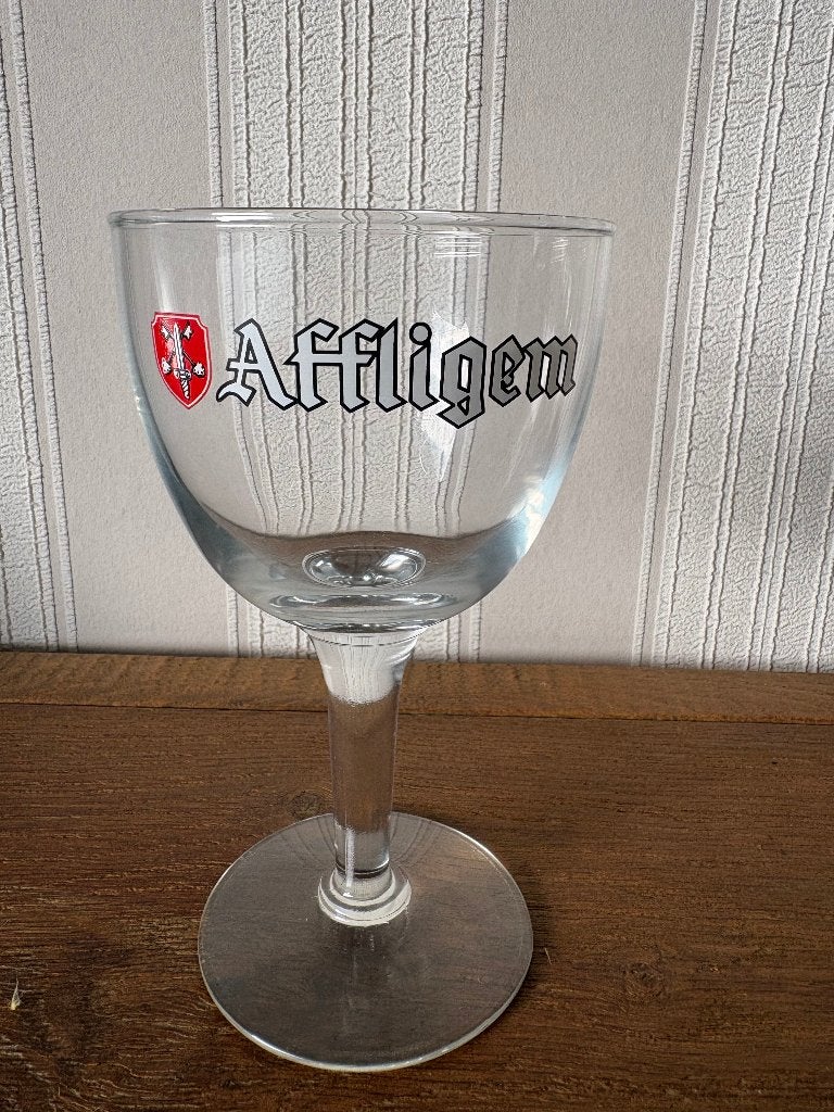 3 verres à bière Affligem • Modèle de calice classique, Enlèvement ou Envoi, Neuf, Verre ou Verres, Autres marques