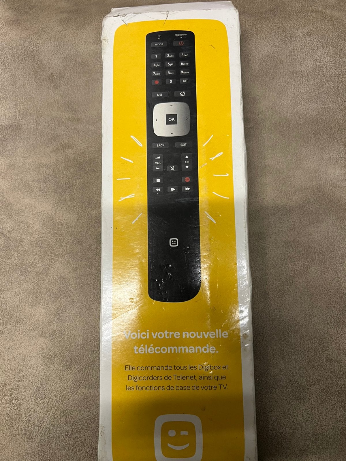 Télécommande Telenet, TV, Hi-fi & Vidéo, Enlèvement, Utilisé