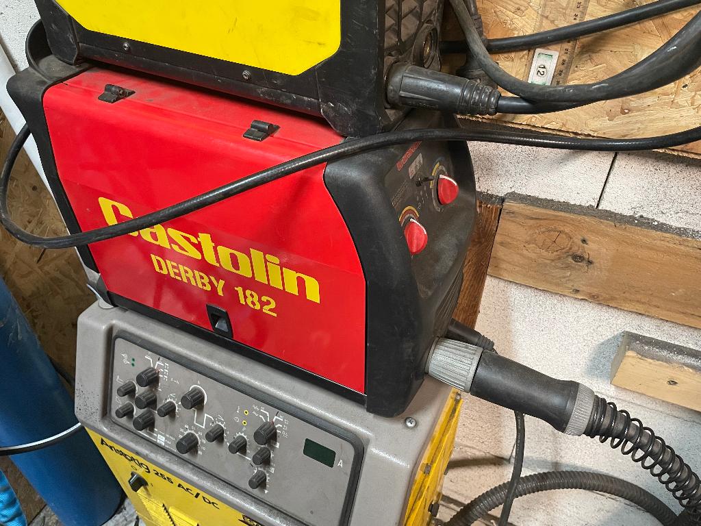 Castolin halfautomaat, Ophalen, Gebruikt, 150 tot 250 ampère, CO2