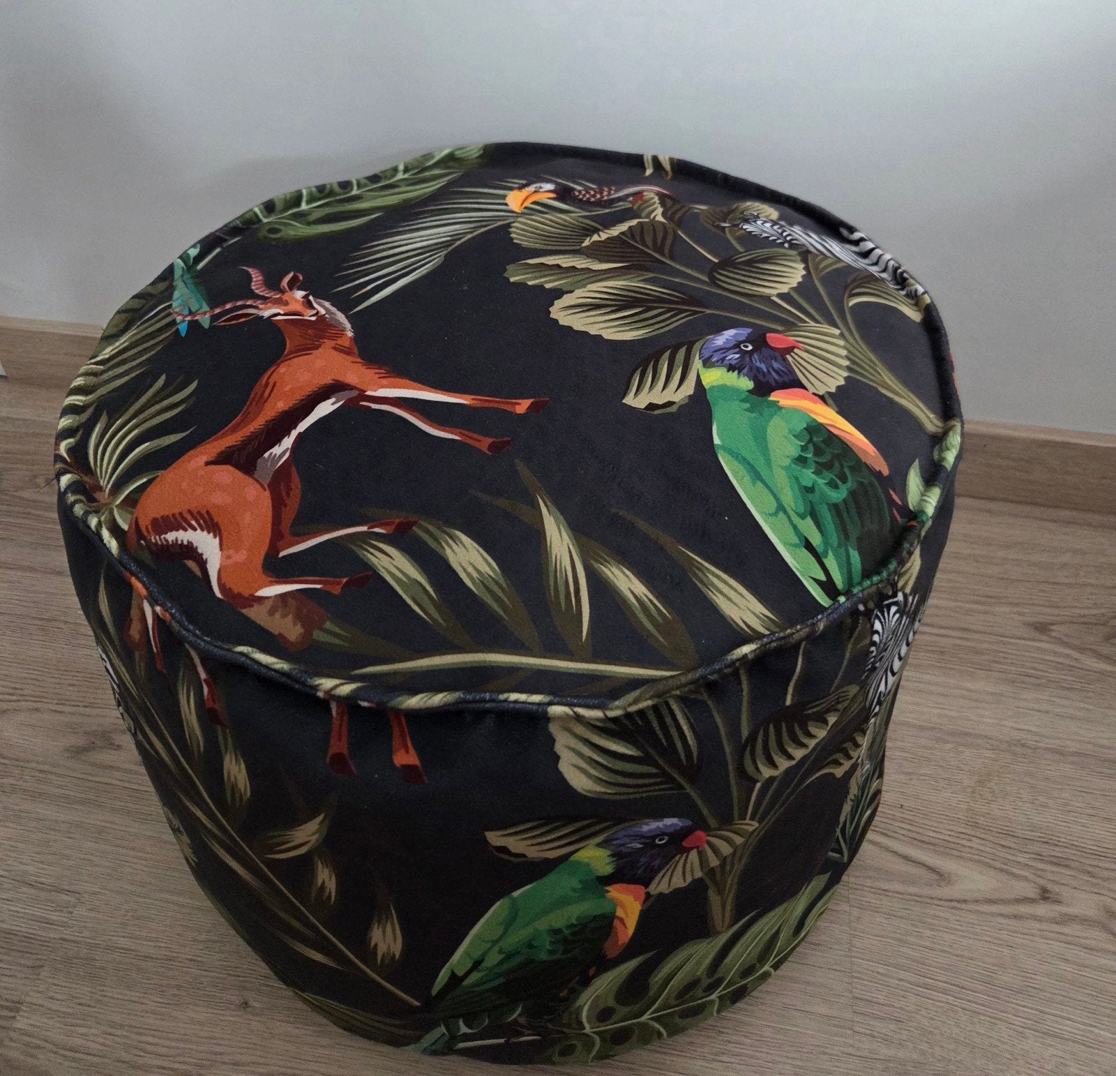 Pouf à motif Jungle, Maison & Meubles, Canapés | Repose-pieds & Poufs, Enlèvement