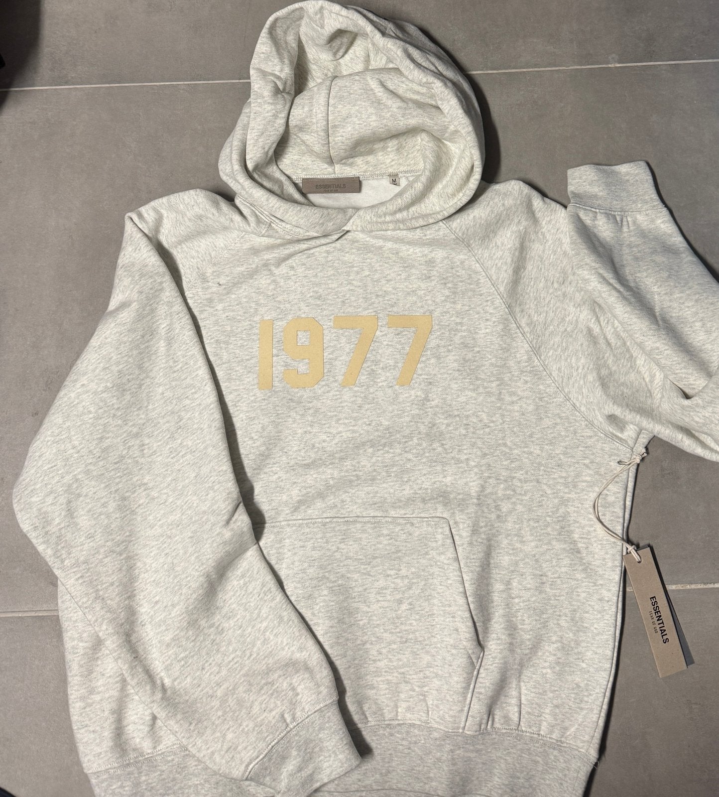 Essentials hoodie, Ophalen of Verzenden, Zo goed als nieuw