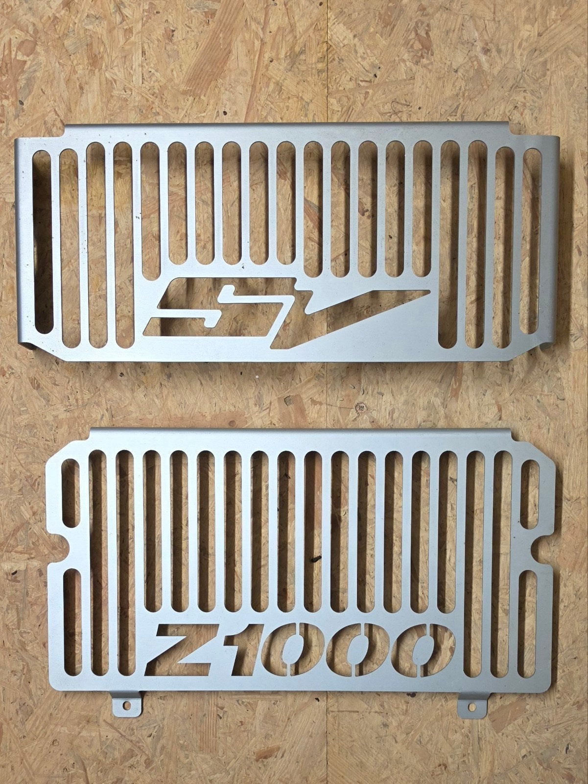 Protection de radiateur, Enlèvement, Suzuki