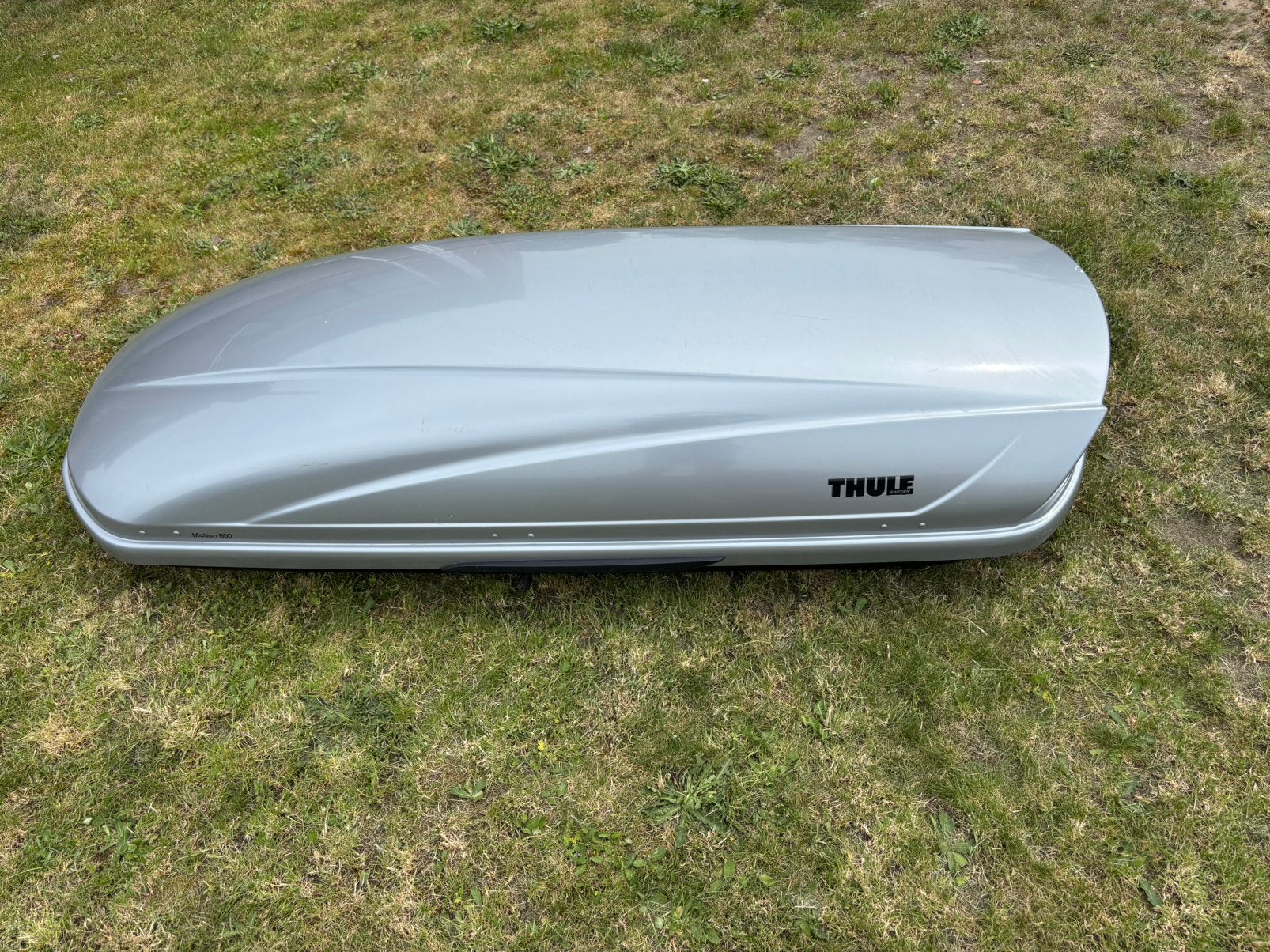 Te koop: Thule Motion 800 dakkoffer + sleutel, Auto diversen, Dakkoffers, Ophalen, Zo goed als nieuw