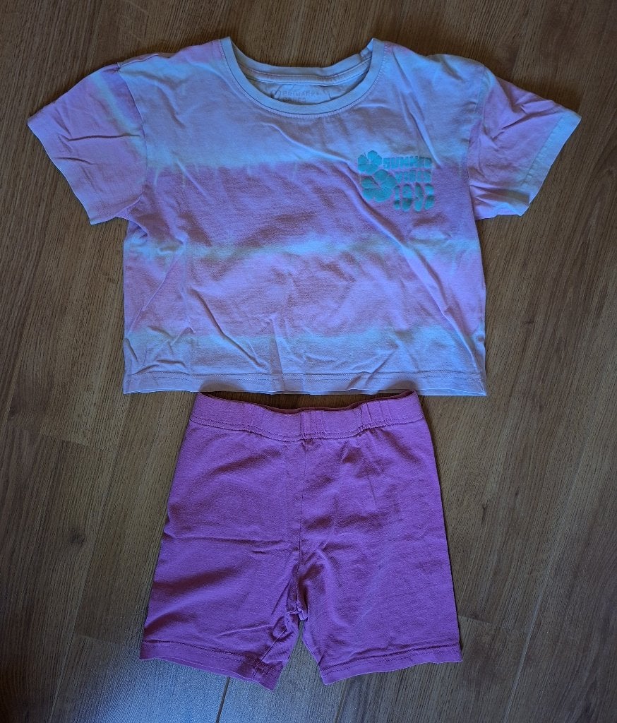 Primark tiedye zomerpyjama 128, Kinderen en Baby's, Kinderkleding | Maat 128, Nacht- of Onderkleding, Gebruikt, Meisje, Ophalen of Verzenden