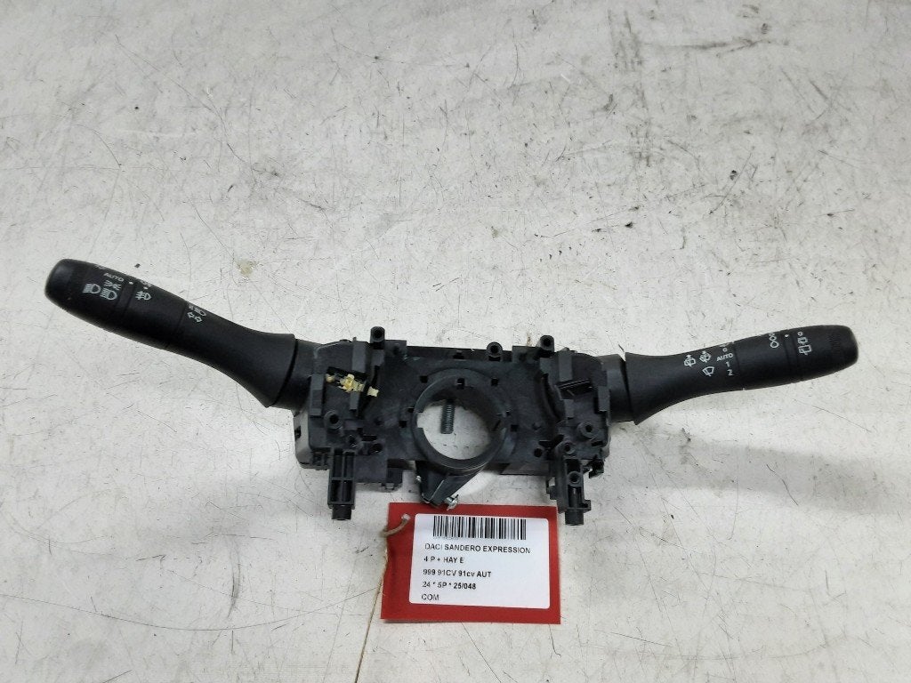 COMMUTATEUR Dacia Sandero III (01-2019/-) (255670975R-B), Dacia, Mevr. I. Hauben, Utilisé, Rue de l'Espoir 34 34
4030  GRIVEGNÉE, BE