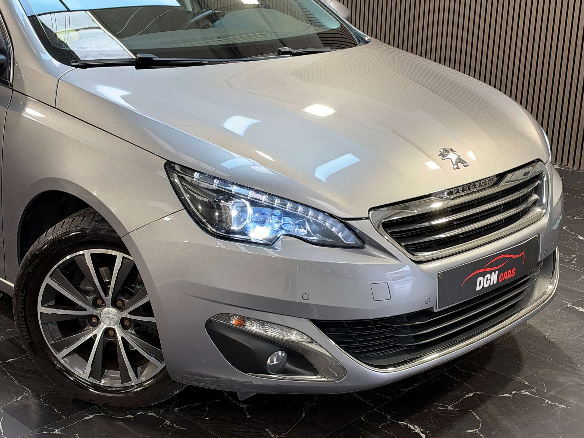 Peugeot 308 308 1.6 BlueHDi Allure (bj 2016), Auto's, Stof, Gebruikt, 4 cilinders, 116 pk