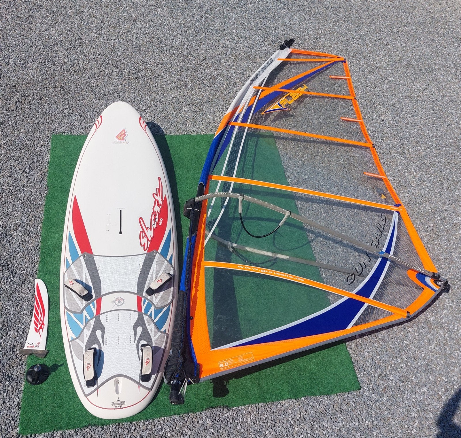 Windsurf Fanatic Shark 160 lit compleet zeil 6.0 m², mast ed, Watersport en Boten, Windsurfen, Ophalen, Met mast, 250 tot 300 cm