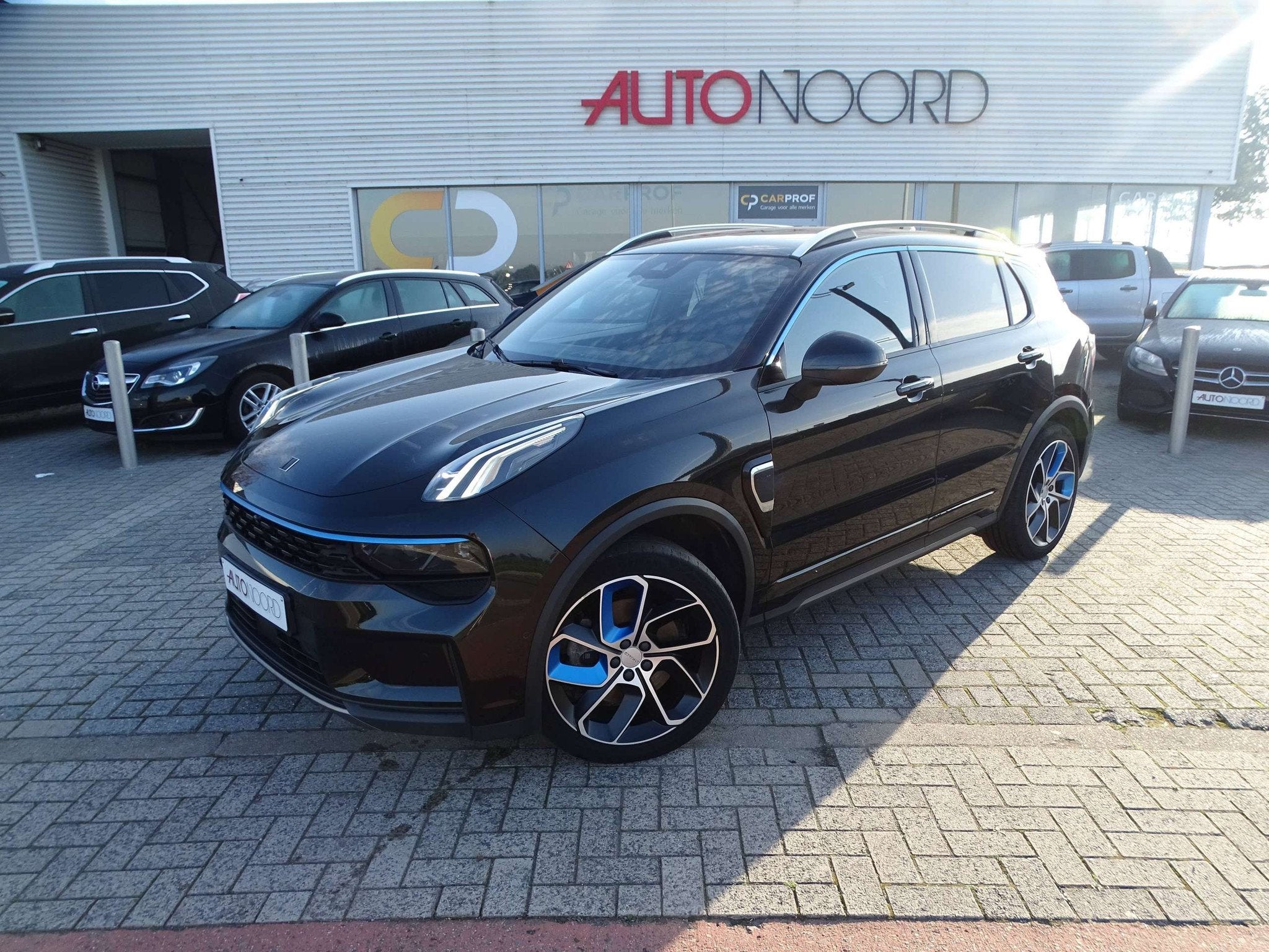 Lynk & Co 01 01 PHEV 1.5 Turbo * FULL OPTION (automatique), Autos, Achat, 261 ch, Euro 6, Entreprise