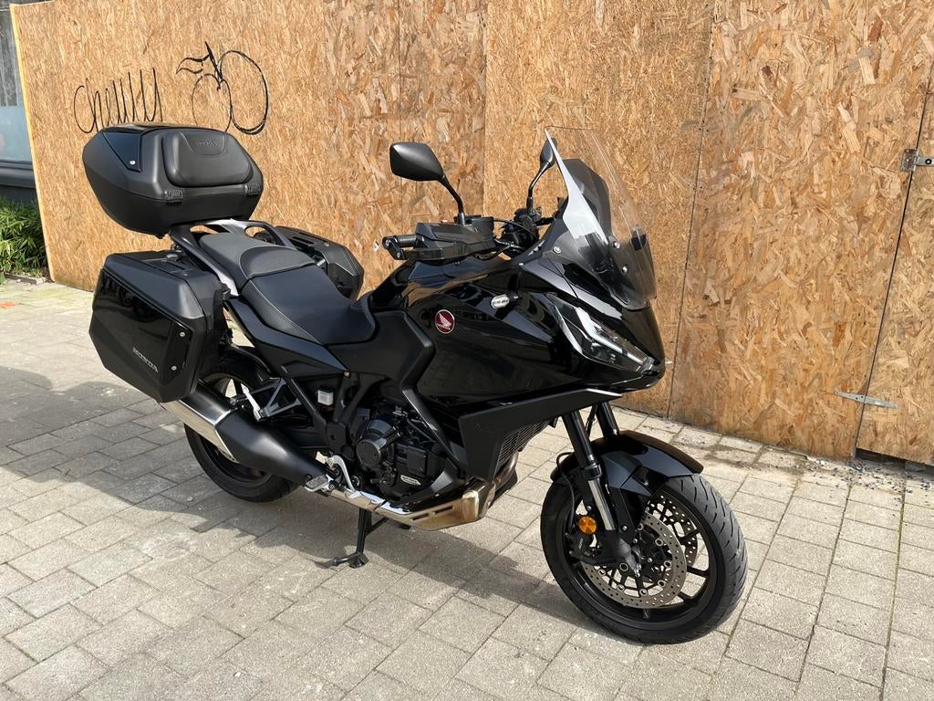 Honda NT1100, 2 cilinders, Occasion, Motorrijbewijs A, Bedrijf