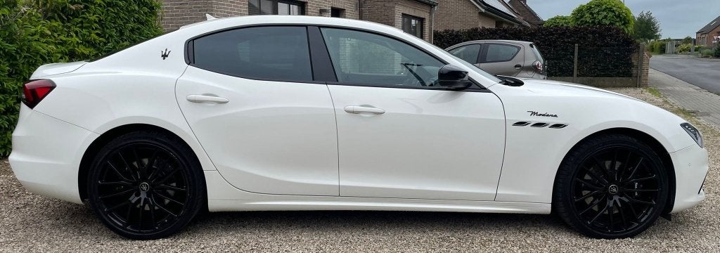 Maserati Ghibli 3.0 V6BiTurbo SQ4 Modena*Carplay*Cruise*Pano, Auto's, Automaat, https://public.car-pass.be/vhr/2b806c7e-7046-44ab-8afe-99b51c96d861