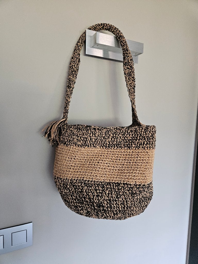 Handgemaakte tas, Handtassen en Accessoires, Tassen | Damestassen, Ophalen of Verzenden, Nieuw, Zwart, Schoudertasje