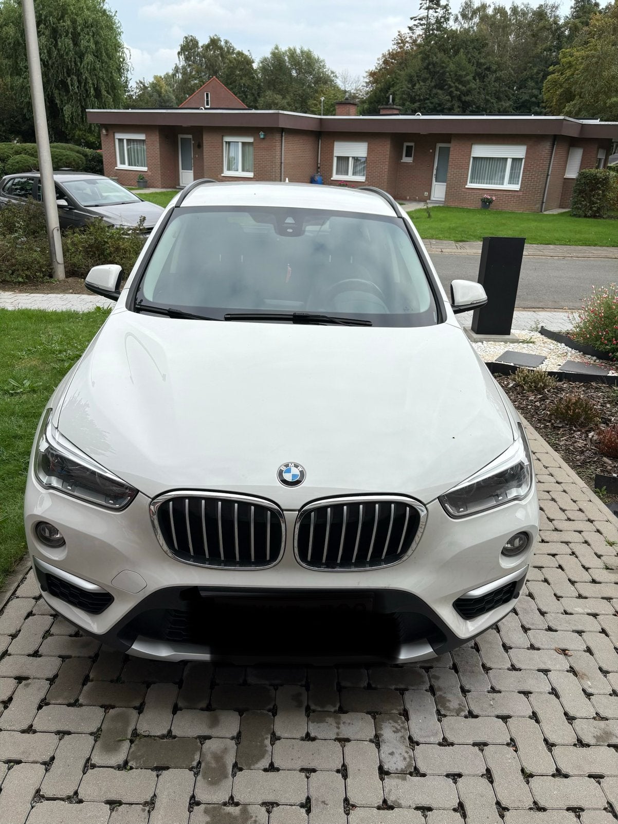 Bmw x1 sDrive18 full option, Autos, Cuir et Alcantara, Achat, Euro 6, Noir
