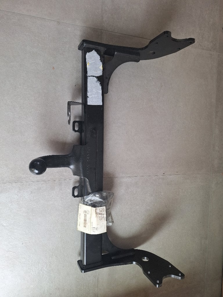 Trekhaak Voor Mercedes Benz stuknummer A910 310 07 01, Enlèvement, Neuf