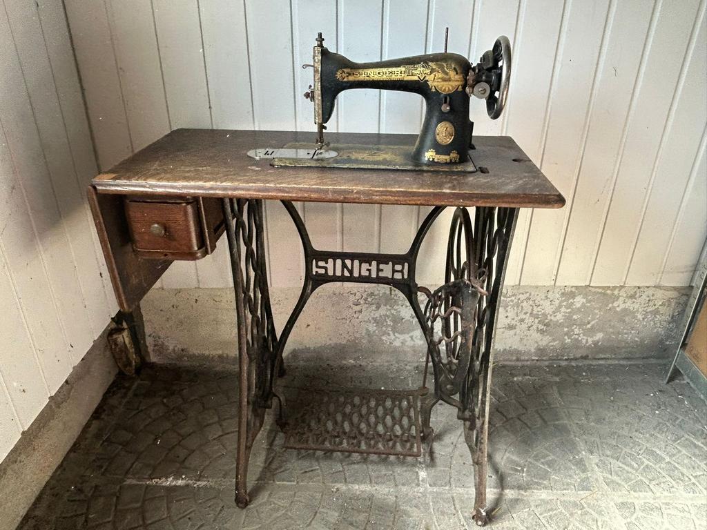 Singer naaimachine, Antiek en Kunst, Ophalen