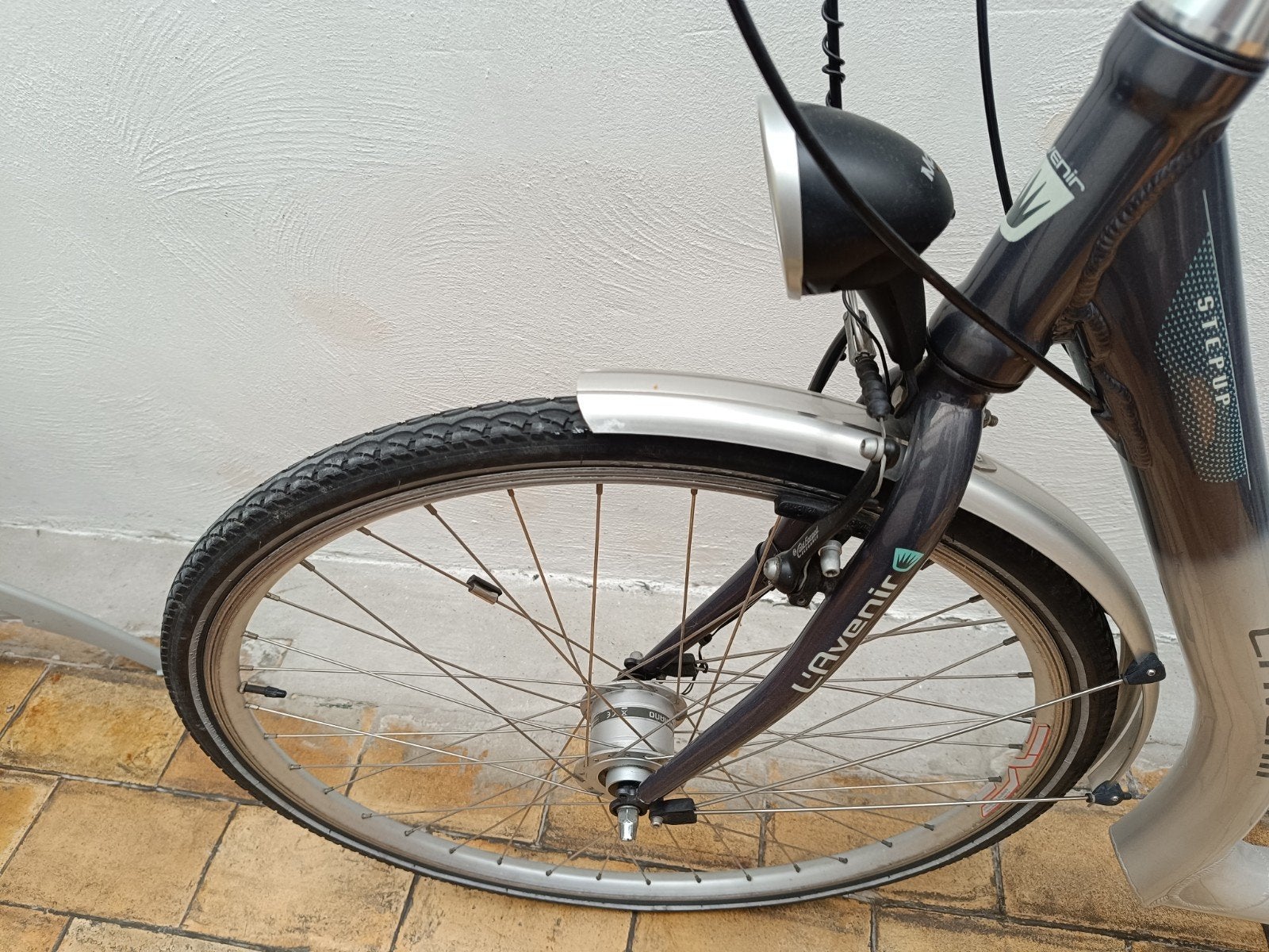 fiets zilver, Autos : Divers, Enlèvement, 1 vélo, Utilisé