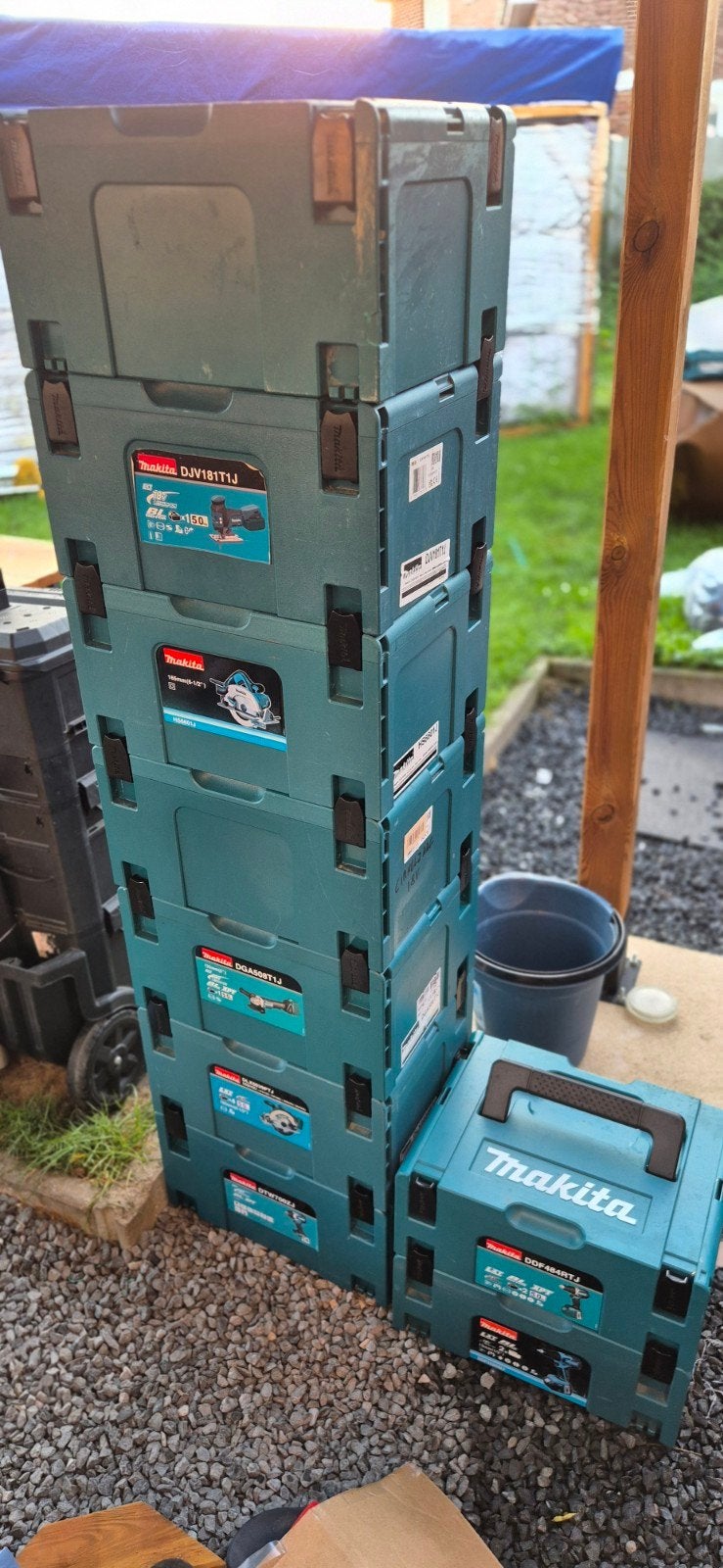 Lot de 9 boîtes Makita Mbox 3 originales (empilables), Enlèvement