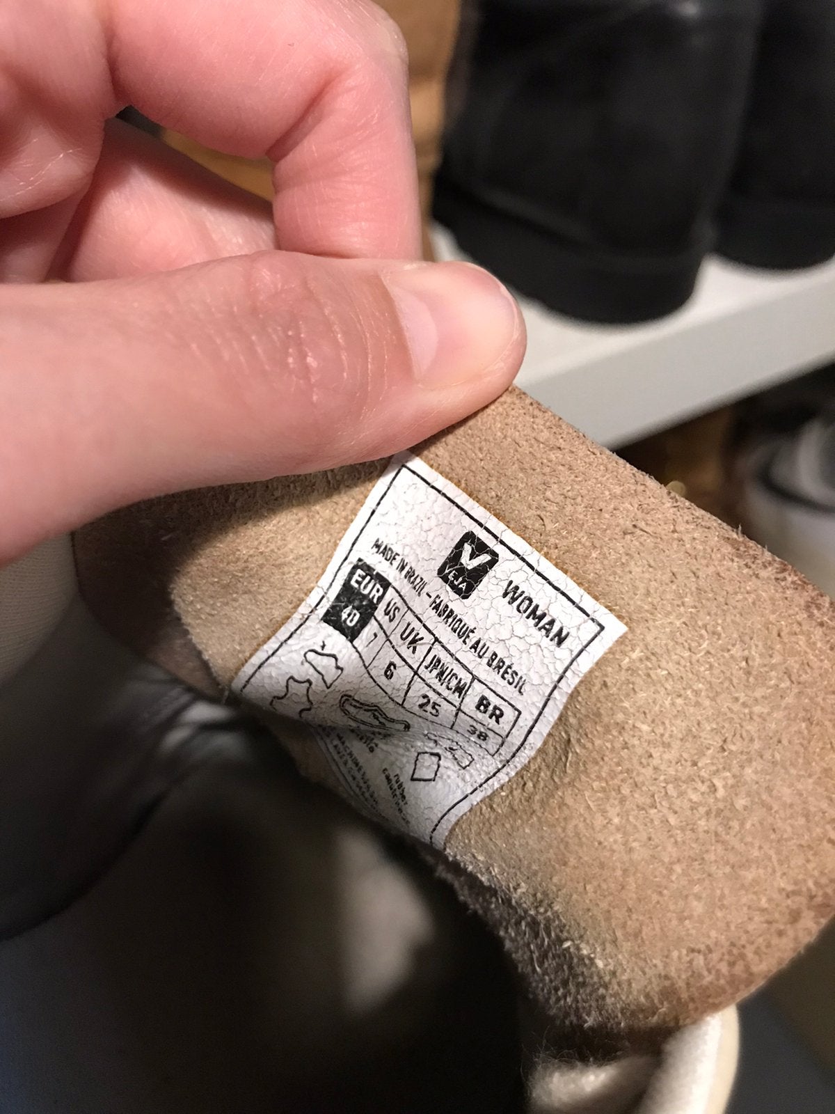 Veja sneaker 40, Beige, Veja, Ophalen of Verzenden, Zo goed als nieuw