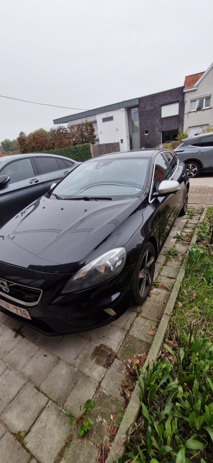 volvo v40 2,0D'R-design'Euro 5b full optie, Autos, Cuir, Achat, Phares directionnels, Noir