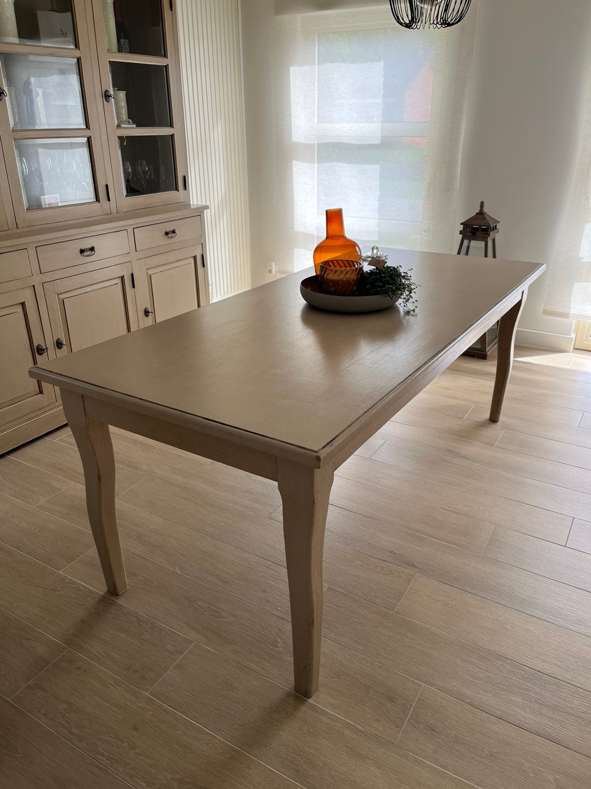 Eettafel koloniale stijl, Ophalen, 50 tot 100 cm, Zo goed als nieuw, Vijf personen of meer