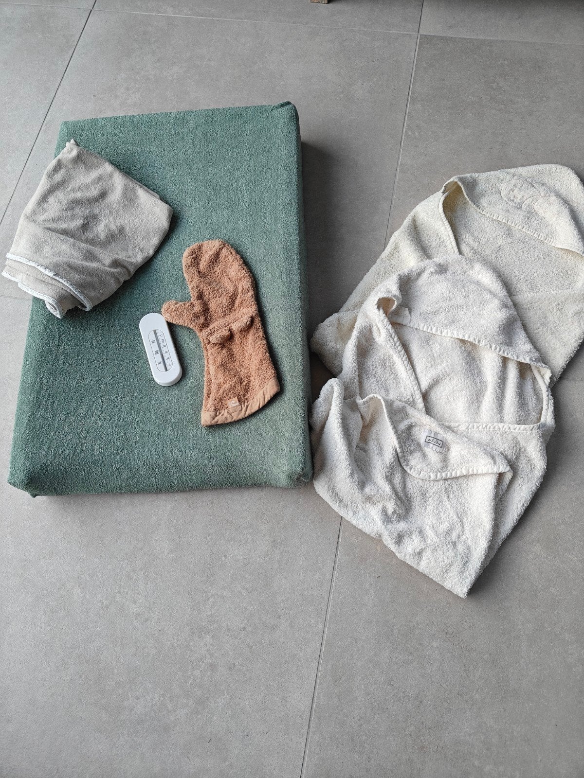 Verzorging - bad - baby - douche - verzorgingskussen, Kinderen en Baby's, Badjes en Verzorging, Ophalen