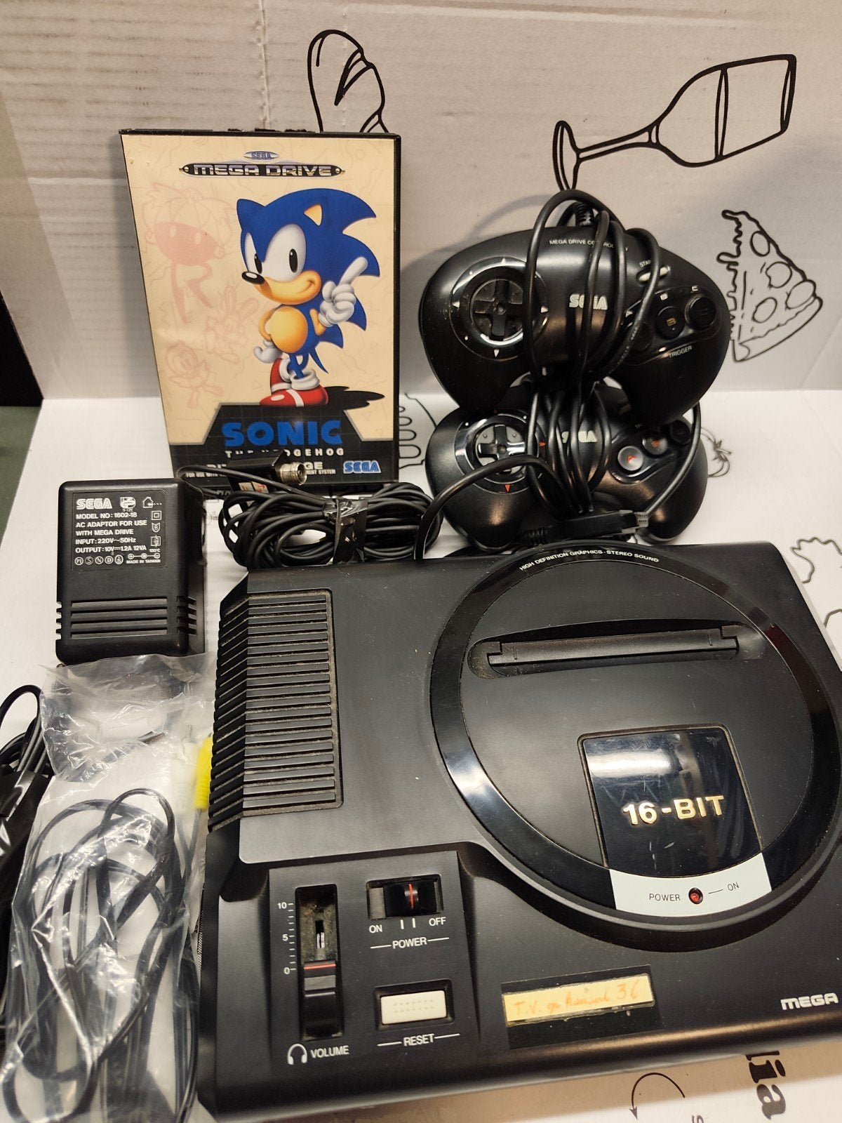 Sega mega drive 1 Met sonic, Games en Spelcomputers, Spelcomputers | Sega, Ophalen of Verzenden, Mega Drive