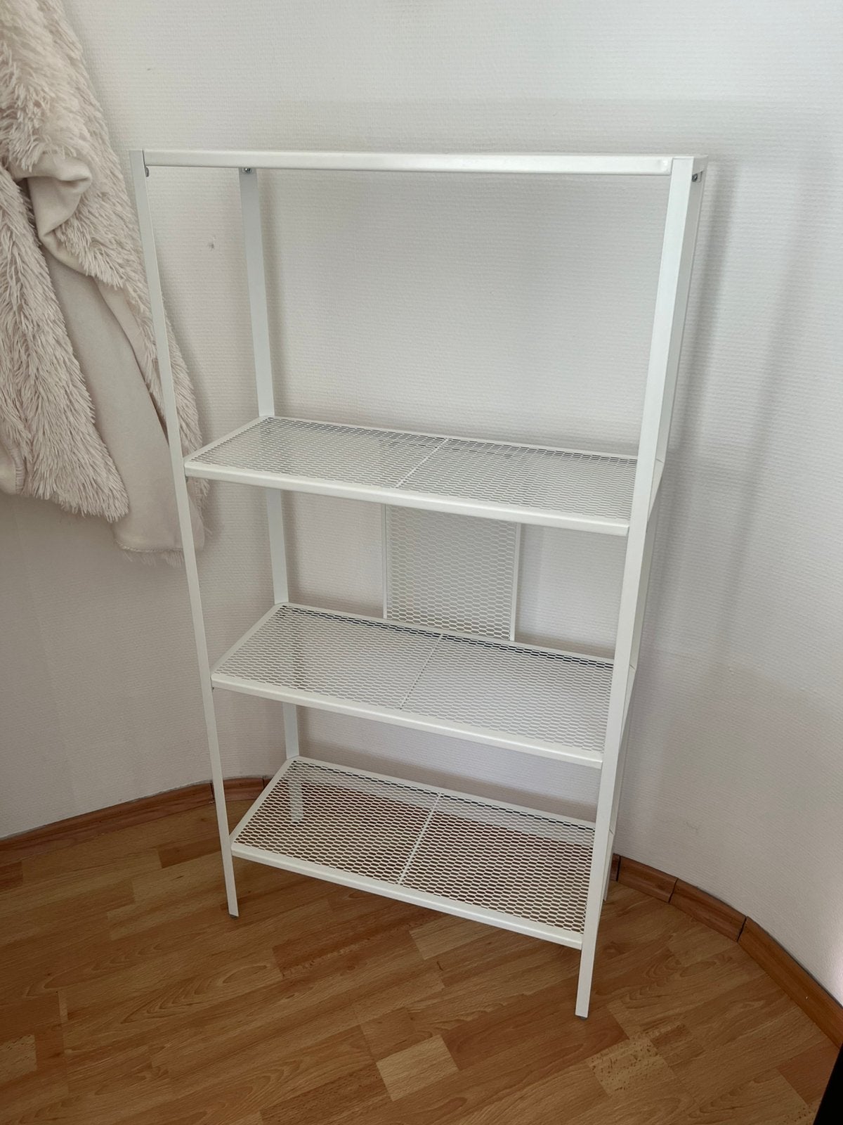 Rekje wit Ikea Baggebo, Ophalen, Zo goed als nieuw