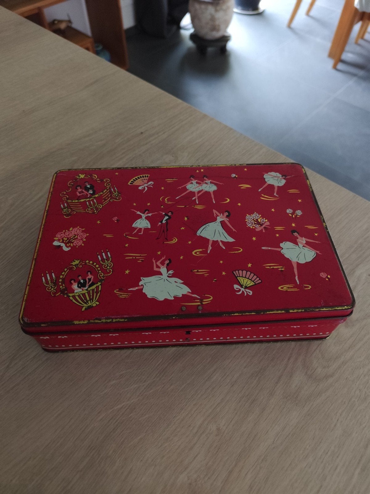 Ancienne boîte en métal Super Chocolat Jacques, Enlèvement ou Envoi