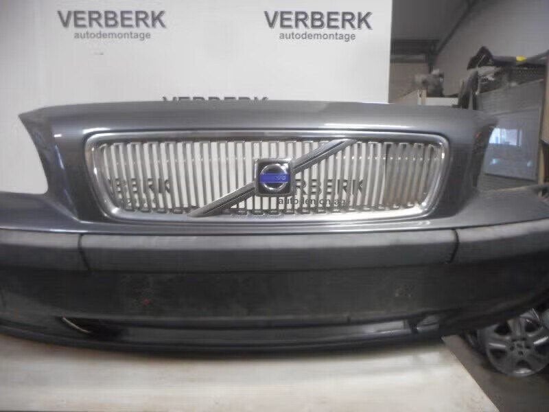 BUMPER VOOR Volvo V70 (SW) (01-1999/12-2008) (09190305), Auto-onderdelen, Gebruikt, Voor, Info@volvocars.com, Ophalen of Verzenden