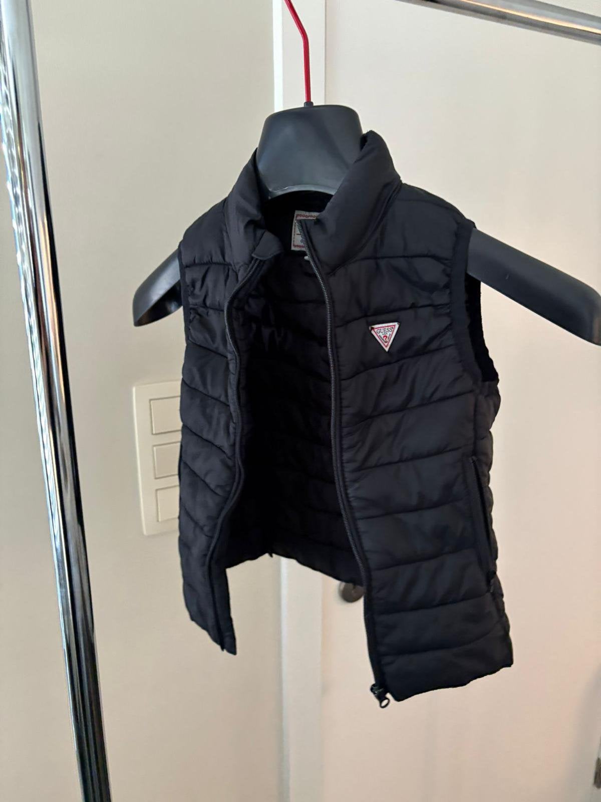 Bodywarmer guess maat 98, Kinderen en Baby's, Ophalen of Verzenden, Nieuw, Jongen, Jas