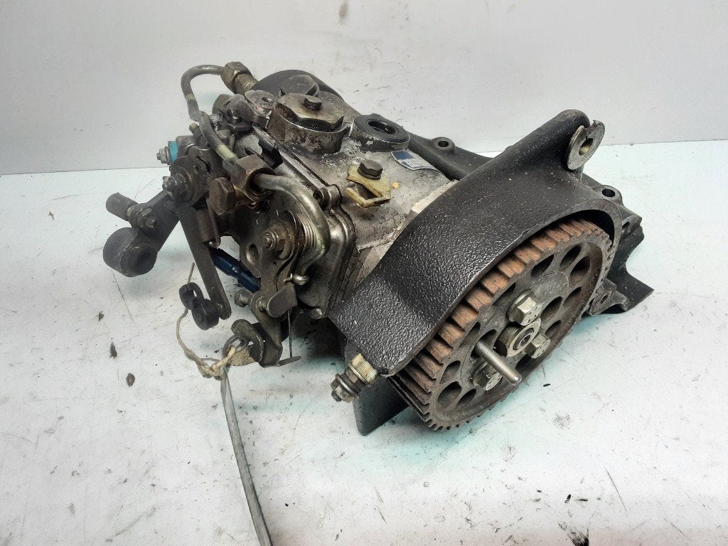 POMPE D'INJECTION Peugeot 106 II (084448424C), Kontakt-peugeot@peugeot.com, Utilisé, Peugeot Deutschland GmbH, Bahnhofsplatz
65423  Rüsselsheim, DE