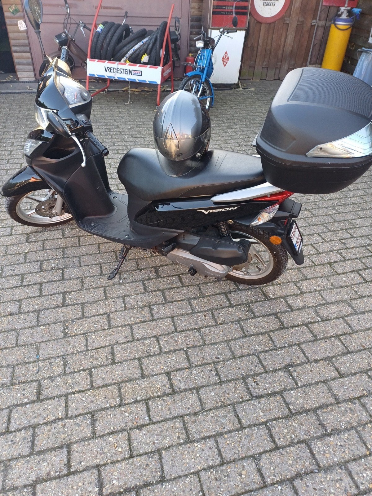 Honda Vision 7000 km 2017, Fietsen en Brommers, Ophalen, Gebruikt, Overige modellen, Klasse B (45 km/u)