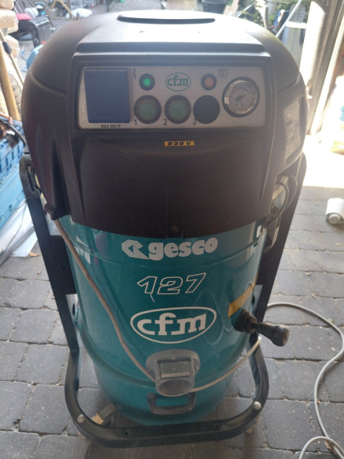 Stofzuiger nilfisk CFM127, Elektronische apparatuur, Ophalen