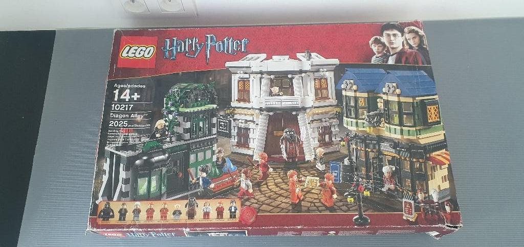 Lego 10217 Harry Potter Diagon Alley, Enfants & Bébés, Jouets | Duplo & Lego, Utilisé, Lego, Ensemble complet, Complet, Accessoires inclus
