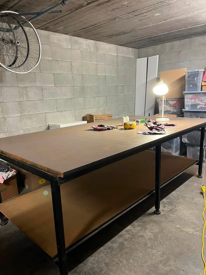Table de coupe pour la couture, Enlèvement, Utilisé