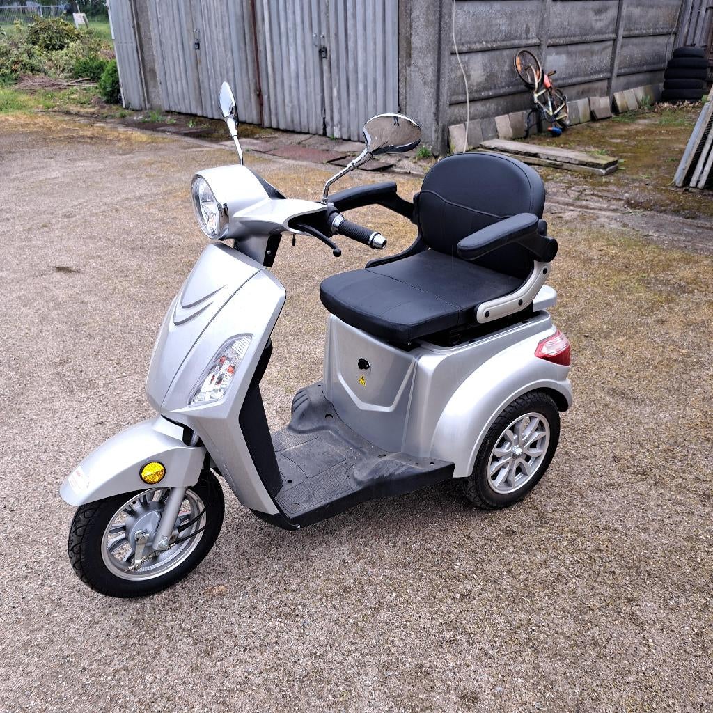 scootmobiel, Diversen, Brommobielen en Scootmobielen, Ophalen, Zo goed als nieuw, 11 t/m 15 km/u
