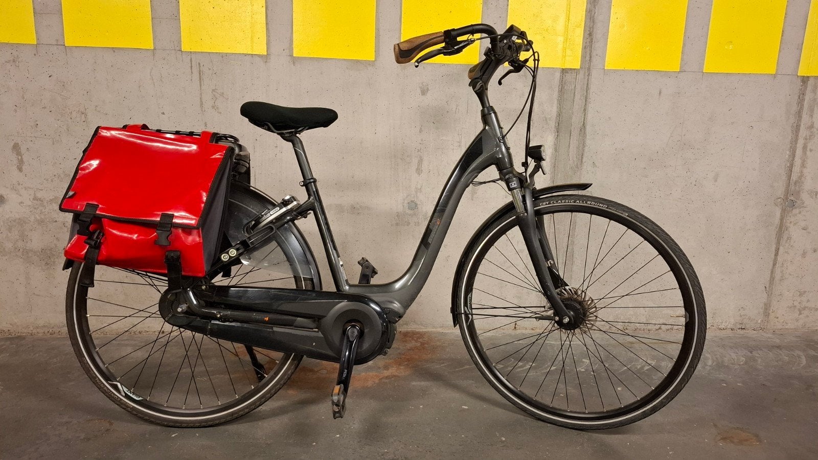 Elektrische fiets Giant Elegance E+, Ophalen, Giant, Zo goed als nieuw, 47 tot 51 cm