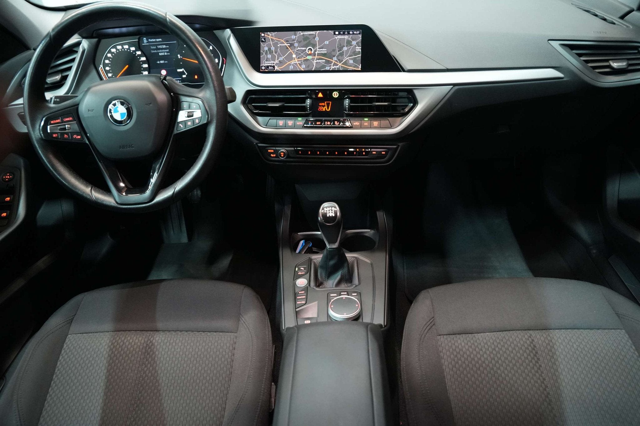 BMW 116 d EURO 6d Garantie, Auto's, BMW, Voorwielaandrijving, Gebruikt, 5 deurs, 3 cilinders
