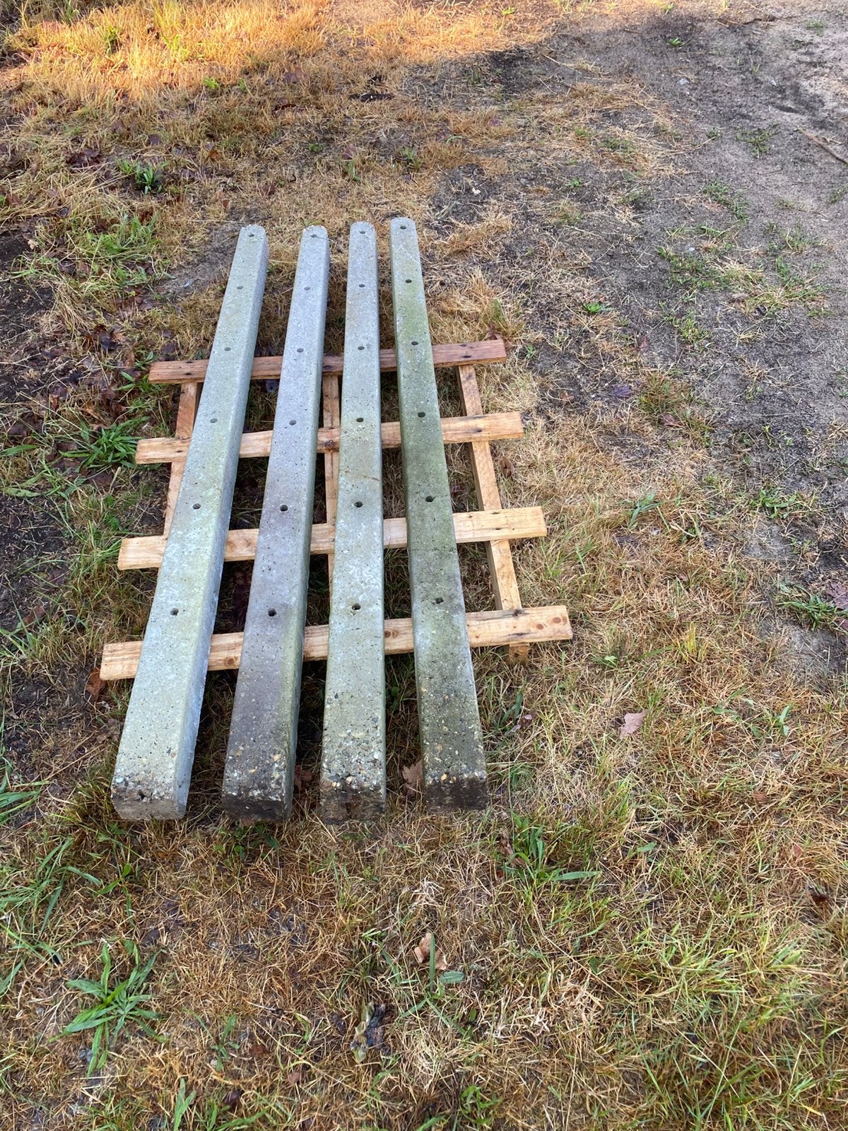 4 betonnen weidepalen 160cm, Tuin en Terras, Palen, Balken en Planken, Ophalen, Gebruikt, Minder dan 180 cm, Palen
