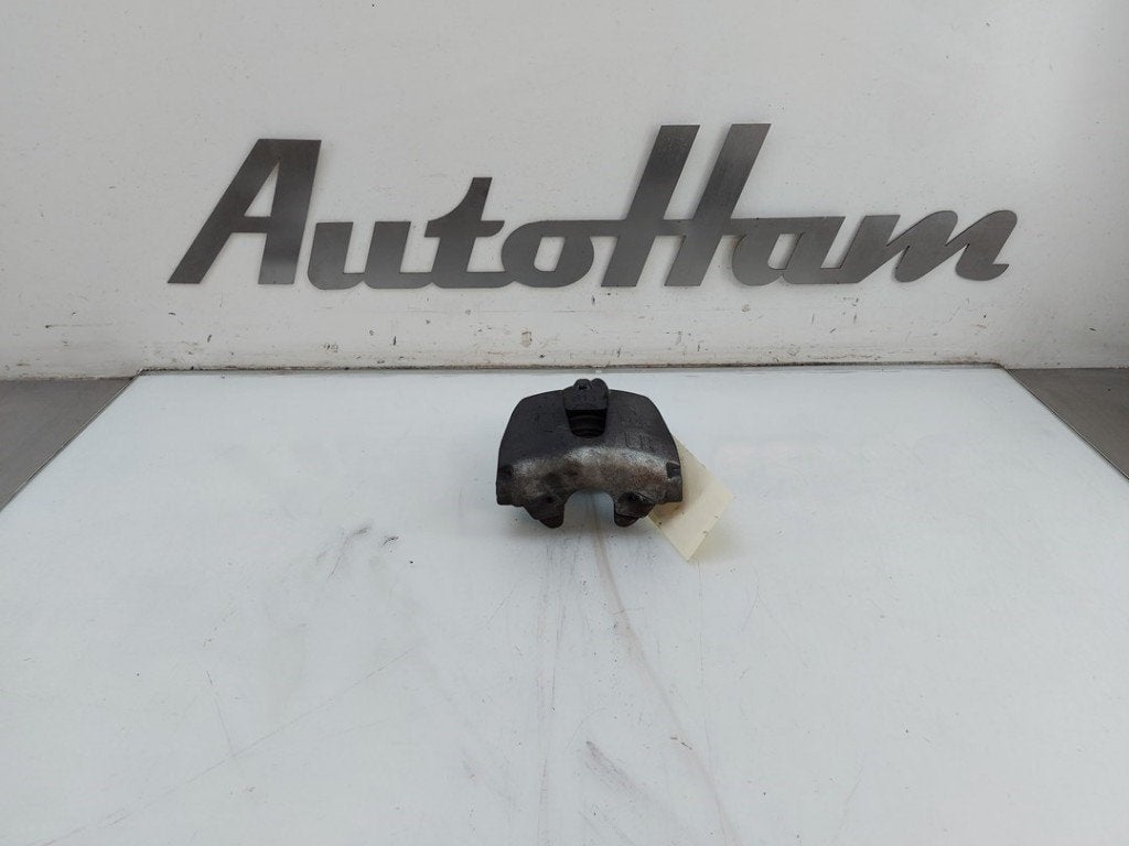 REMKLAUW LINKS VOOR Ford Focus 3 Wagon (01-2010/02-2020), Gebruikt, Ford