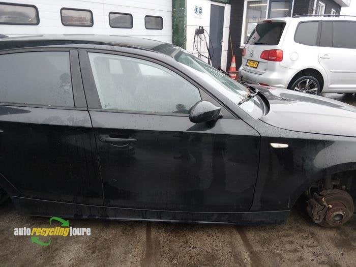 Portier 4Deurs rechts-voor van een BMW 1-Serie (668), Gebruikt, -, Deur, -